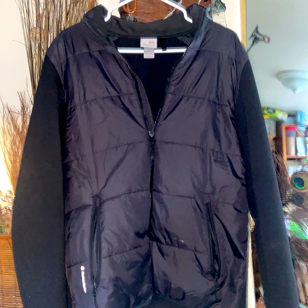Aesthetic warm puff jacket/sweater fit to body zip up